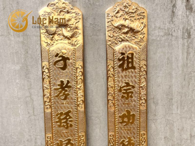 Cuốn thư câu đối Đức Lưu Quang 1m76 bằng đồng vàng mạ vàng 24K